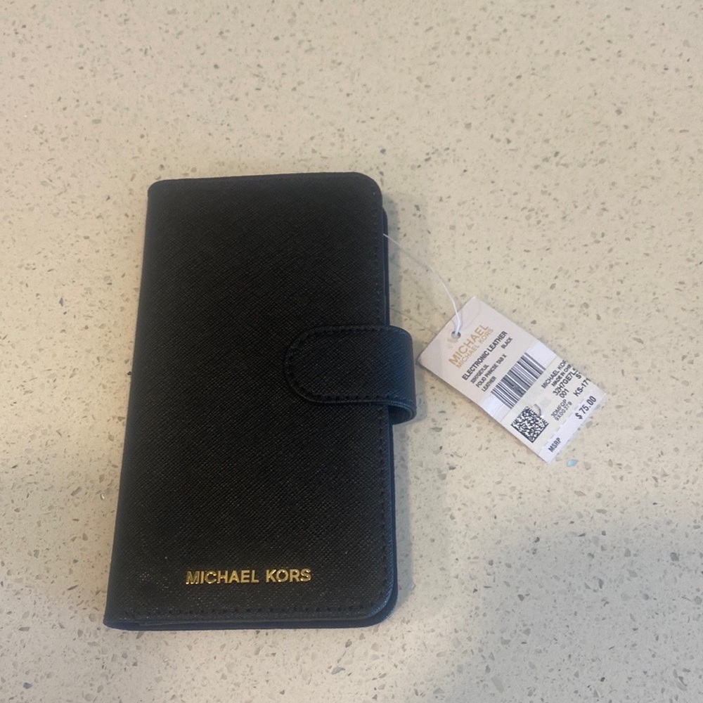 Micheal Kors I-Phone leather wallet case NWT